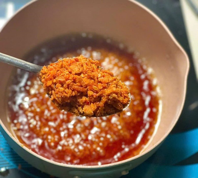 Học 9X làm sốt chấm hoa quả cực ngon, quả nào chua gắt cũng "bơi hết vào đây" đảm bảo không còn một miếng - 6