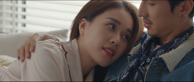 &#34;Bồ cũ mất nết&#34; nhất VTV: Vóc dáng nóng bỏng, vợ chồng cãi nhau vẫn phải ngủ chung giường - 6