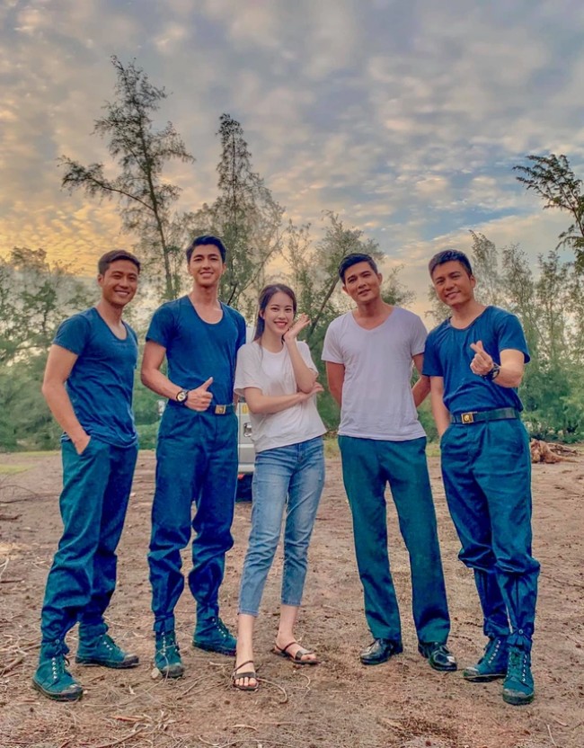 &#34;Bồ cũ mất nết&#34; nhất VTV: Vóc dáng nóng bỏng, vợ chồng cãi nhau vẫn phải ngủ chung giường - 3
