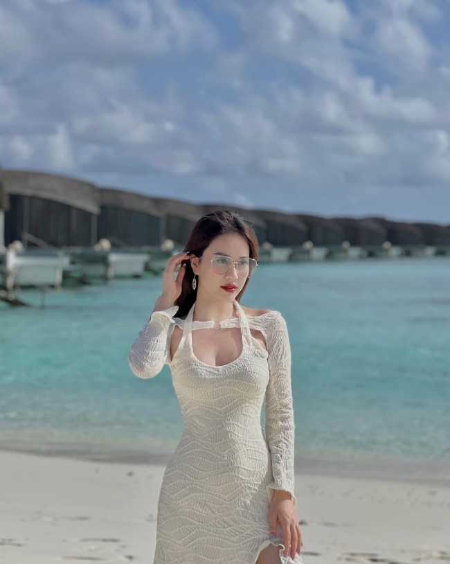 &#34;Bồ cũ mất nết&#34; nhất VTV: Vóc dáng nóng bỏng, vợ chồng cãi nhau vẫn phải ngủ chung giường - 10