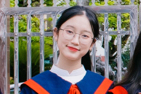 Lộ diện thủ khoa cả nước kỳ thi tốt nghiệp THPT 2023: Thành tích học tập ấn tượng, dự tính vào trường ĐH top đầu - 2