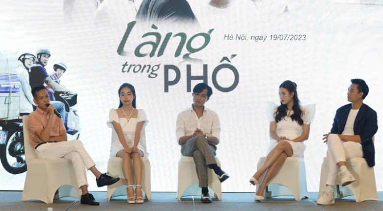 &#34;Vợ mới&#34; của Duy Hưng nhỏ con nhất VTV: Trông như bé 17 tuổi, đạo diễn phải nói &#34;rát tai&#34; - 6