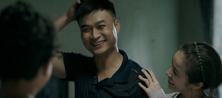 &#34;Vợ mới&#34; của Duy Hưng nhỏ con nhất VTV: Trông như bé 17 tuổi, đạo diễn phải nói &#34;rát tai&#34; - 2