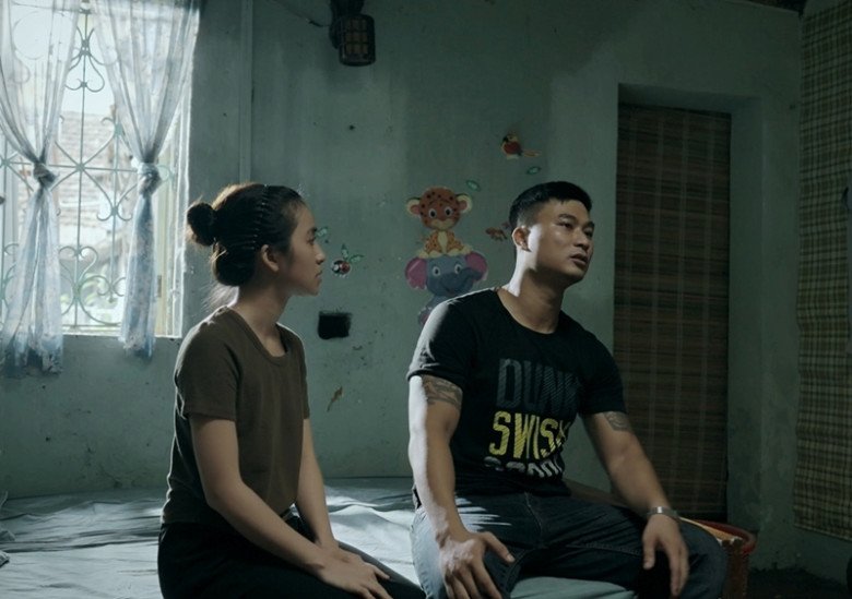 &#34;Vợ mới&#34; của Duy Hưng nhỏ con nhất VTV: Trông như bé 17 tuổi, đạo diễn phải nói &#34;rát tai&#34; - 4