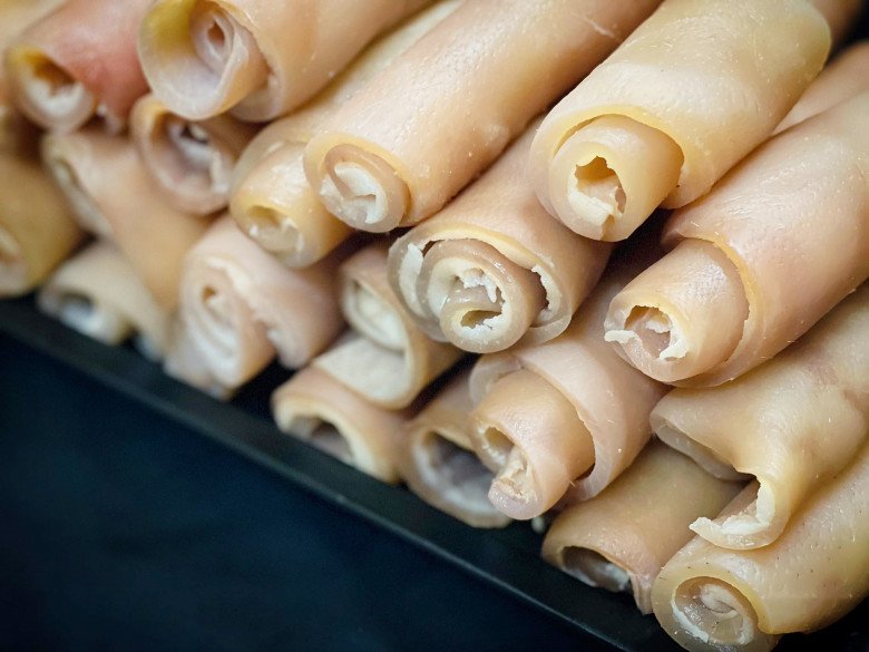 9X gợi ý cách làm món bì thịt khìa trộn thính cực ngon, ông xã nhậu thử mê luôn - 3