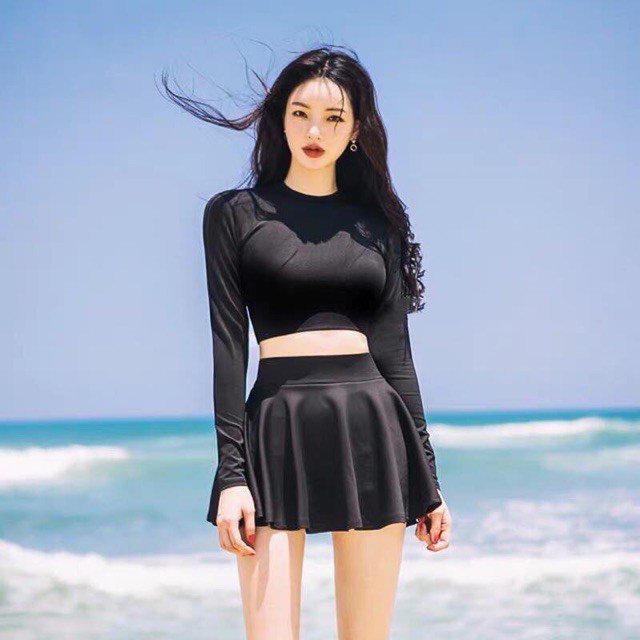 Hari Won hiếm hoi đăng ảnh đi bơi, mặc áo tắm khác nhiều người, hở đúng một mảng da thịt - 14