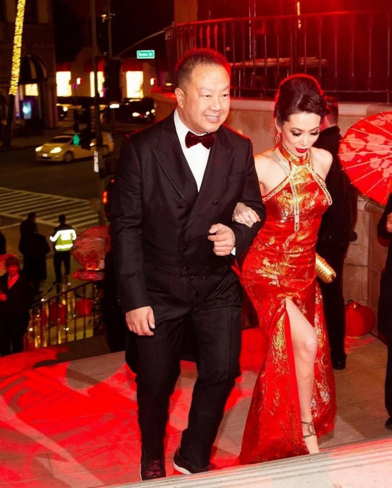Cuộc sống của Christine Chiu - chị đẹp giới siêu giàu Châu Á: Tiêu hàng tỷ đồng để mua váy, du lịch bằng máy bay riêng