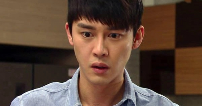 Gái lạ ôm bụng bầu đến nhà bắt đền, anh trai sinh đôi cầu xin tôi nhận hộ - 2