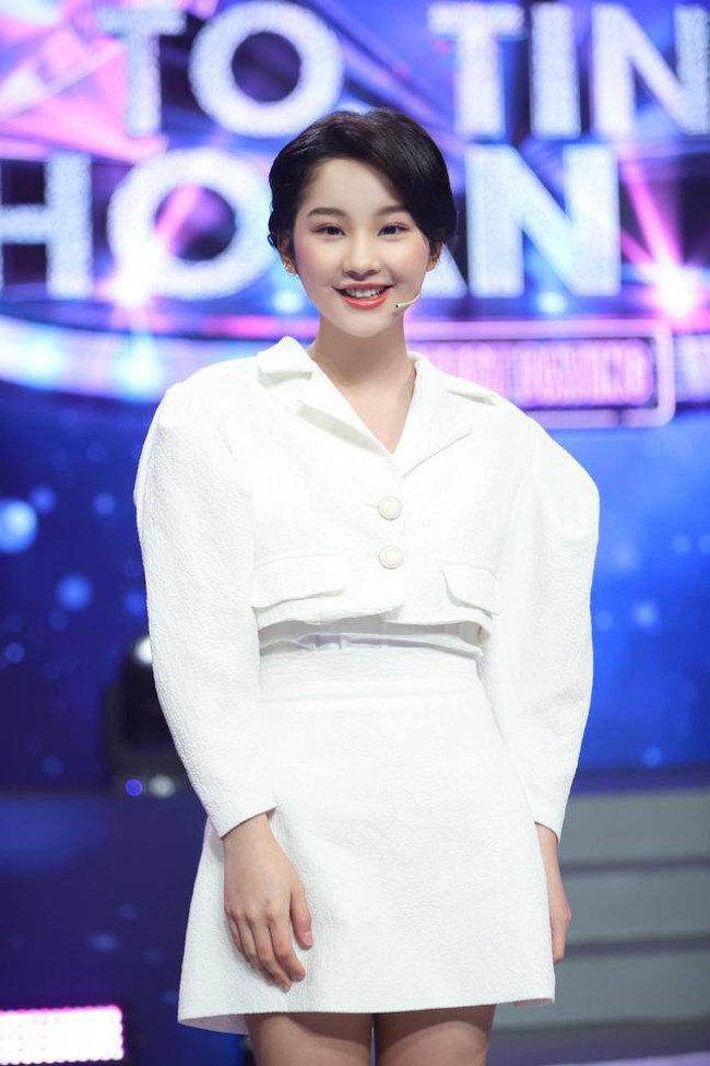 Hot girl người Tày gây sốt VTV sau 3 phút: Đẹp trong trẻo như Lưu Diệc Phi, quá khứ đẫm nước mắt - 10