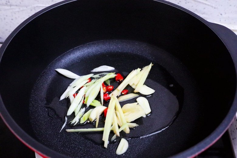 Xào bò với cần tây, cho thêm ít rau này món ăn ngon hẳn, giờ mới biết vẫn chưa muộn - 5