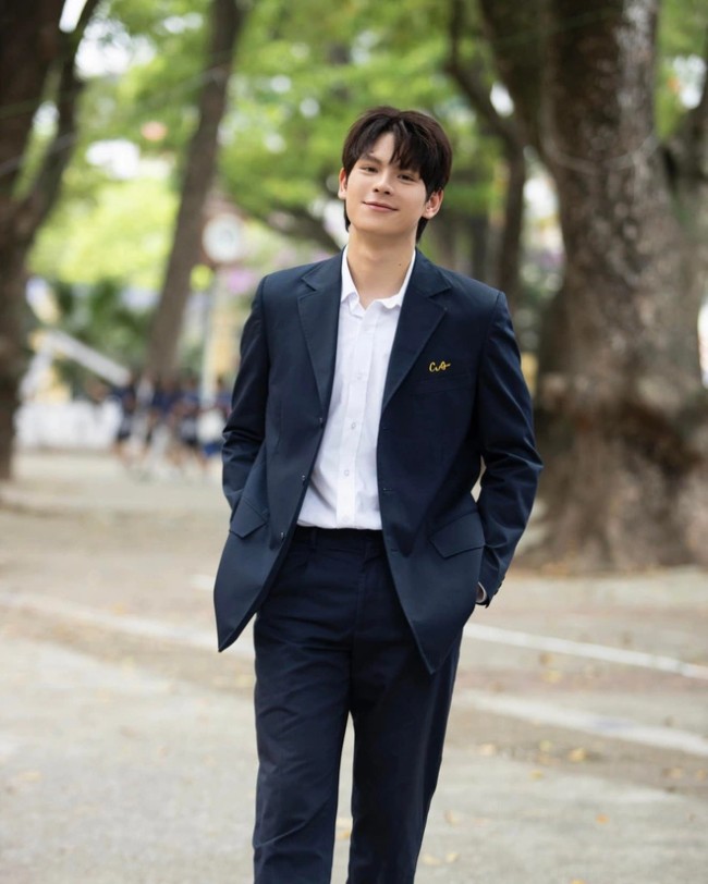 "Quý tử" Hồng Diễm nói 4 thứ tiếng, bị nhầm là trai Thái vì quá đẹp nhưng từng tự ti ngoại hình - 10