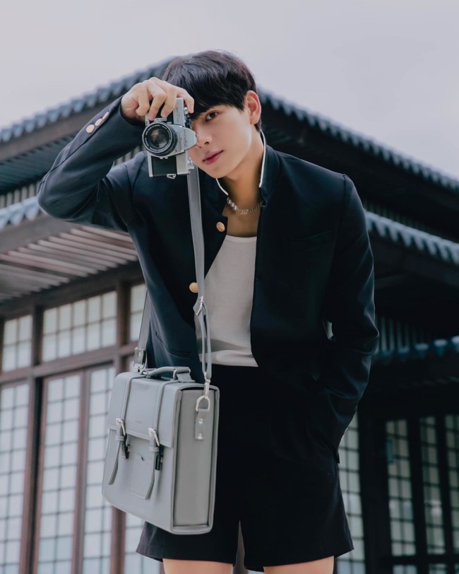 "Quý tử" Hồng Diễm nói 4 thứ tiếng, bị nhầm là trai Thái vì quá đẹp nhưng từng tự ti ngoại hình - 8