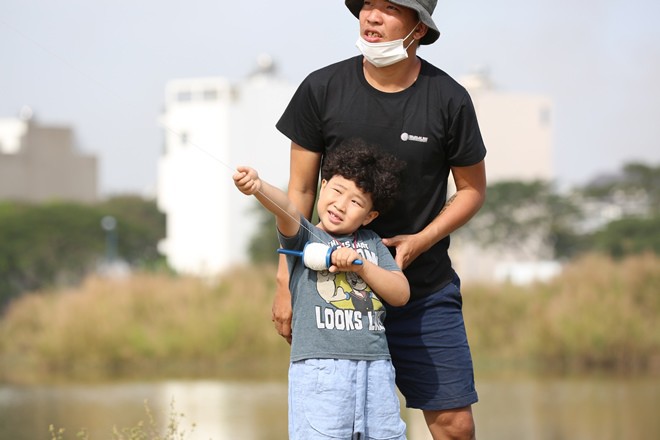 Tiết lộ đặc biệt về &#34;cậu con lai&#34; 5 tuổi đáng yêu của Lê Bê La và mối quan hệ với em gái ruột - 4