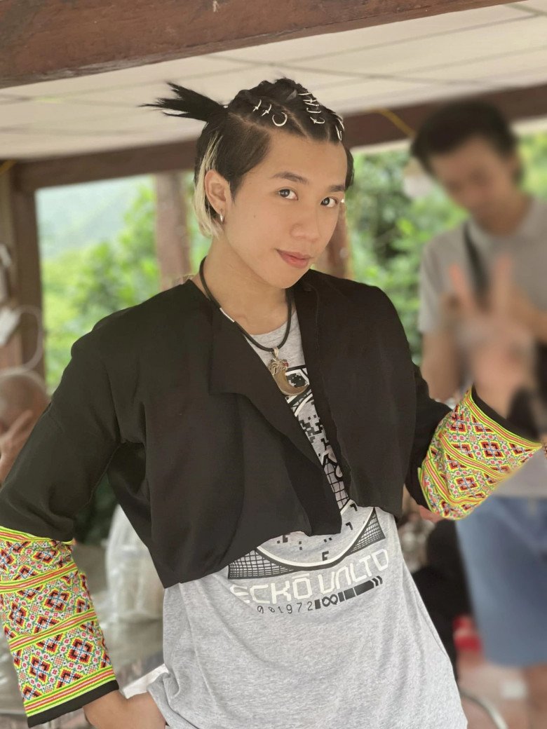 Dậy thì trổ mã điển trai như hot boy, giờ con trai Vân Dung trông quá khác lạ, ai nhìn cũng giật mình - 1