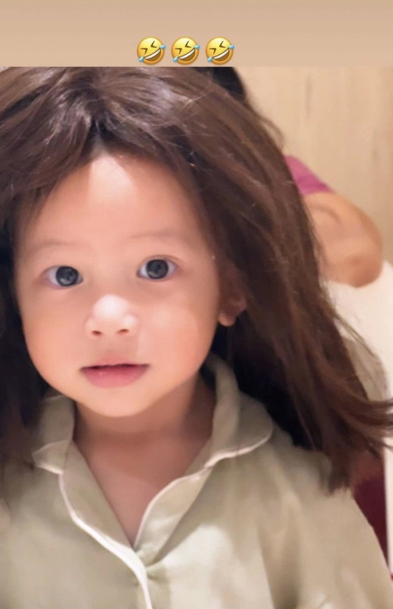 Khỏi lo tạo đủ kiểu hại tóc, nhìn hội nhóc tì nhà sao Việt đội tóc giả mà thích mê - 2