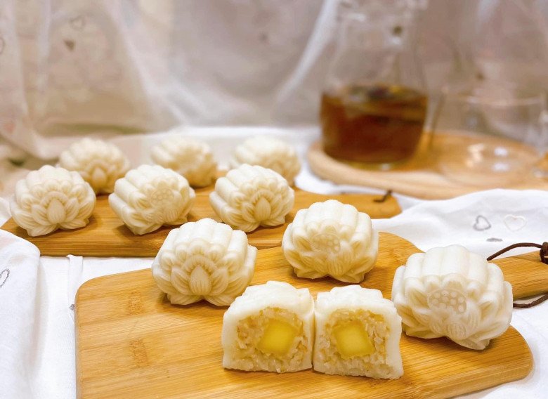 Tự làm bánh Trung thu dẻo nhân sữa dừa chỉ với vài bước đơn giản nhưng thơm phức siêu ngon - 8