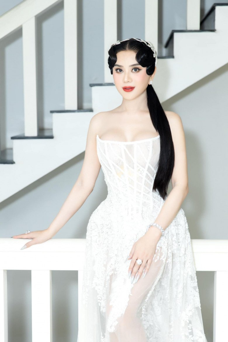 Hậu tan vỡ với chồng trẻ, Lâm Khánh Chi sụt sùi đòi kết liễu cuộc đời vì tình yêu không còn - 2