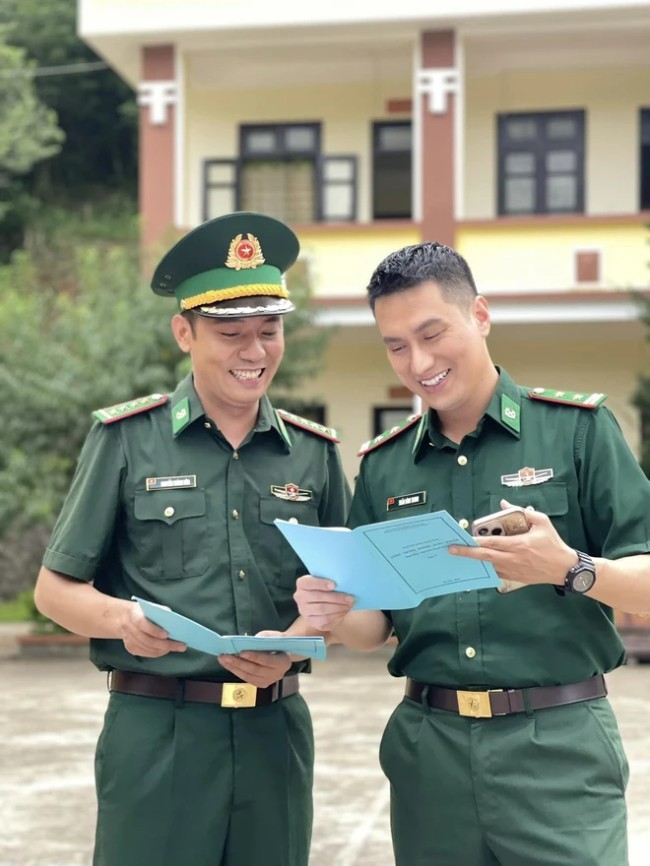 &#34;Em vợ&#34; lấn át Việt Anh ở VTV: Vừa gặp đã yêu, sẵn sàng bỏ cả sự nghiệp chăm bà xã mang bầu - 2