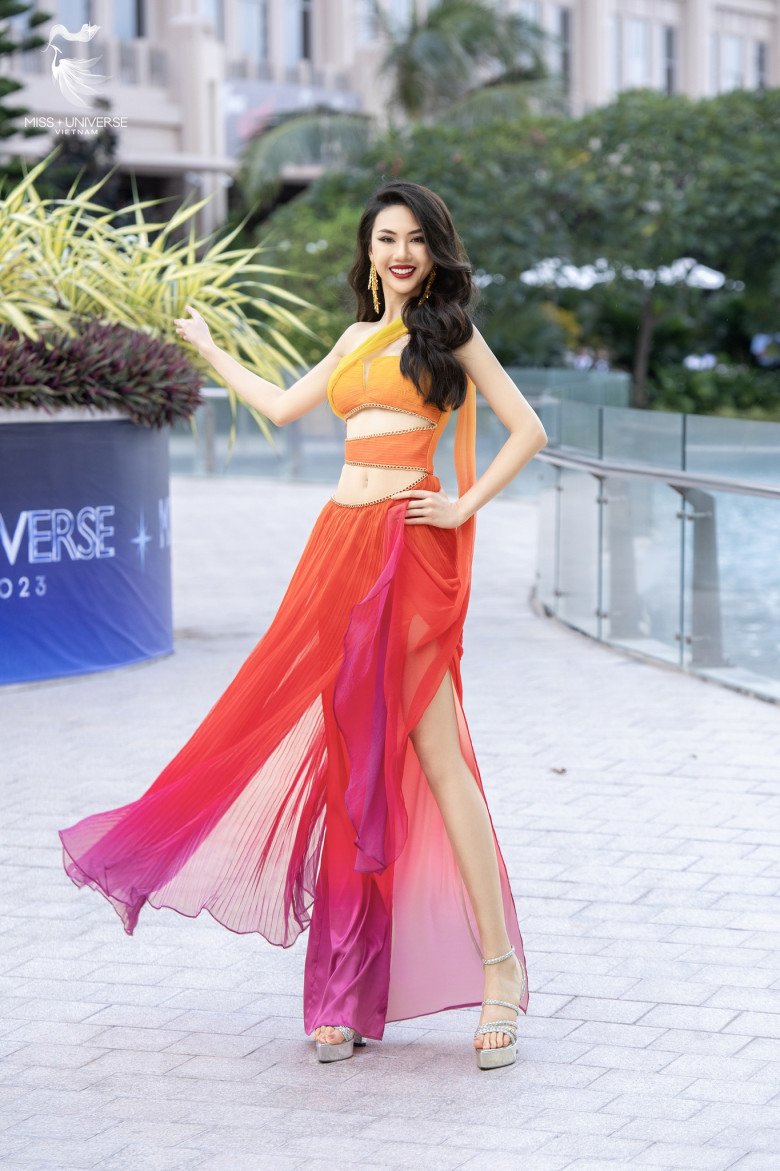 Người đẹp Hà Nội Bùi Quỳnh Hoa đăng quang Miss Universe Vietnam 2023 - 10