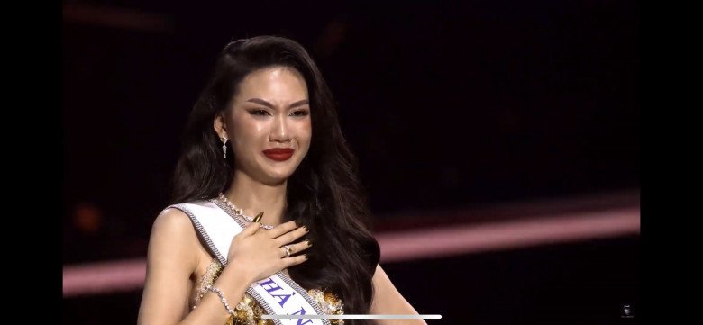 Người đẹp Hà Nội Bùi Quỳnh Hoa đăng quang Miss Universe Vietnam 2023 - 2