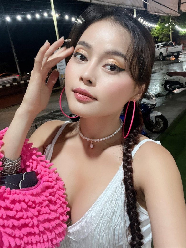 3 &#34;chiến thần&#34; TikToker Việt kiều là &#34;văn mẫu&#34; thời trang của hội Gen Z, nhờ ăn mặc chuẩn xu hướng mà nổi - 9