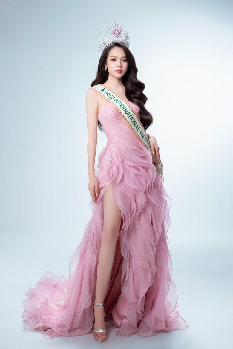 &#34;Thần tiên tỉ tỉ&#34; xứ Đà Nẵng đẹp lên nhờ dao kéo, sẵn sàng &#34;tấn công&#34; đấu trường sắc đẹp quốc tế - 1
