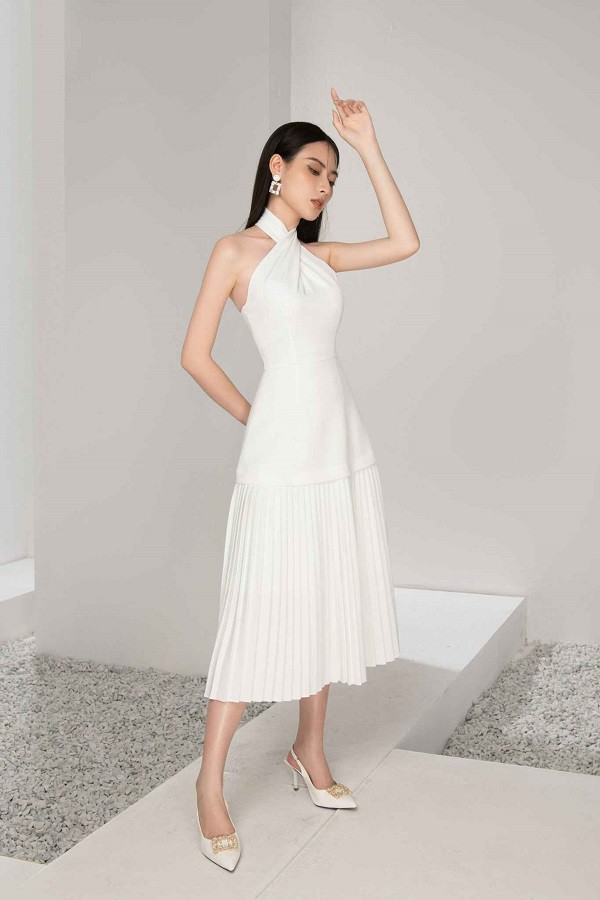 Mẫu váy trắng đáng sắm nhất Hè này, đơn giản nhưng giúp chị em &#34;hack&#34; tuổi cực khéo - 4