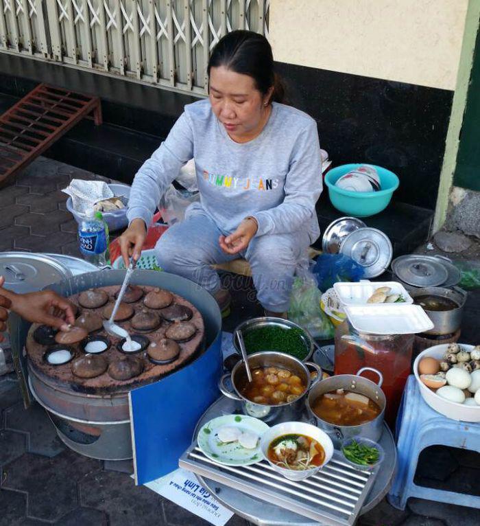 Món bánh ăn vặt nổi tiếng ở Phan Thiết: 6 địa chỉ chất lượng lúc nào cũng đông nghịt khách - 4
