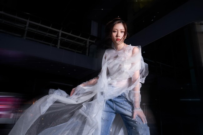 Em gái Trấn Thành: Từ hình tượng &#34;sugar baby&#34; tới diễn viên nghìn tỷ, nói lý do không muốn sinh con - 15