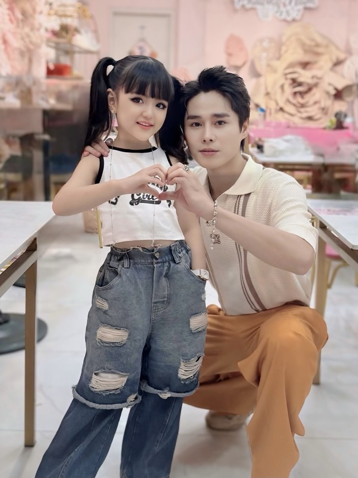Tăng Duy Tân thừa nhận có con gái bí mật 7 tuổi, ái nữ xinh như &#34;búp bê sống&#34;, thường xuyên lên sóng VTV - 2