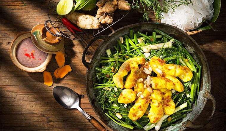 7 món ngon đặc sản ở miền Bắc: Muốn ăn phở phải đến Nam Định, nhớ chả mực thì về Quảng Ninh - 1