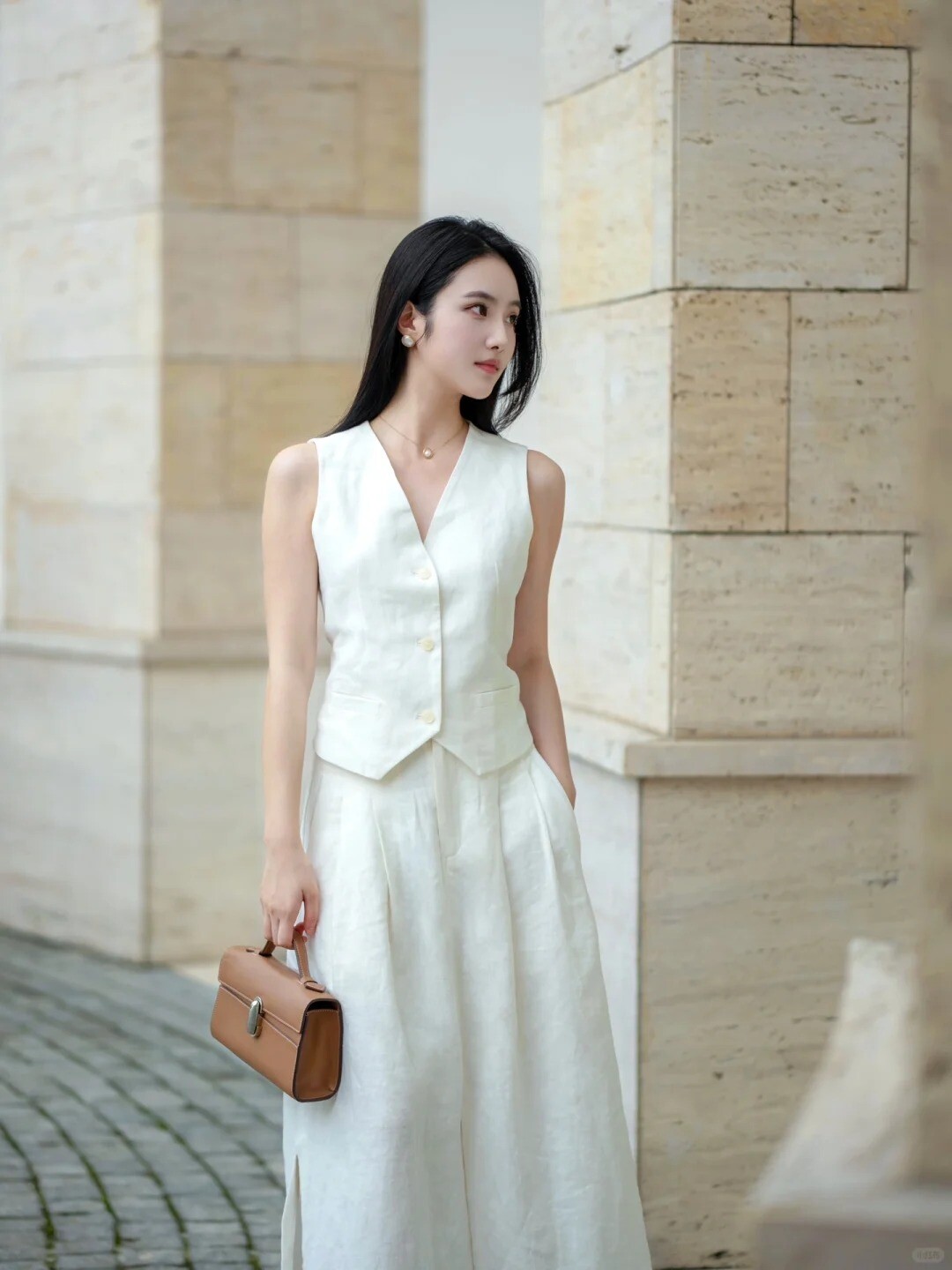 2 loại trang phục giới thượng lưu ưa chuộng, chị em nâng cấp gout mặc sang chảnh phải có - 4