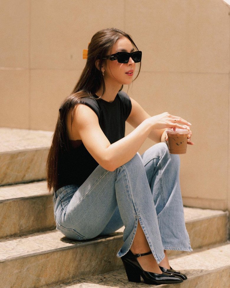 Mặc quần jeans mang giày gì đẹp? 5 kiểu này &#34;hack&#34; dáng cực đỉnh, che khuyết điểm tốt - 5