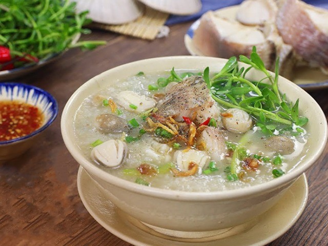 Món “cháo ấu tẩu” là đặc sản vùng nào?