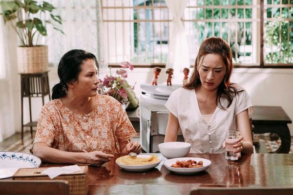 Con dâu ốm nghén, mẹ chồng ngày nào cũng bắt xe từ 5h sáng đem cho 1 thứ - 2