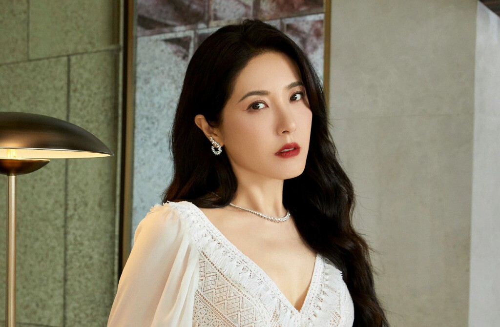 "Mỹ nhân 200 năm nữa cũng không ai đẹp bằng", U50 trẻ như mới 30 tuổi nhờ bổ sung 2 thứ sáng tối - 3