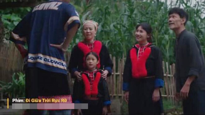 &#34;Mẹ vợ&#34; con trai Vân Dung: Lấy chồng năm 19 tuổi, ly hôn ôm con đi cùng chiếc xe máy - 2
