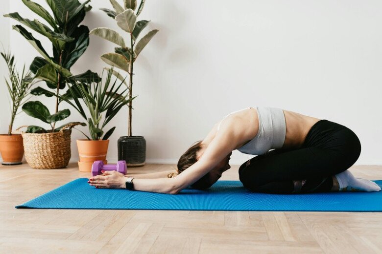 10 sai lầm khi tập yoga có thể &#34;phá&#34; dáng của chị em, mọi công sức tập luyện cũng thành vô ích - 3