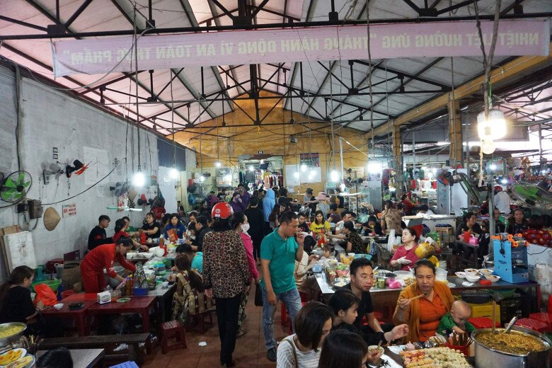 5 khu chợ ẩm thực nổi tiếng nhất Hải Phòng, bán đủ món đặc sản vừa ngon vừa rẻ - 5