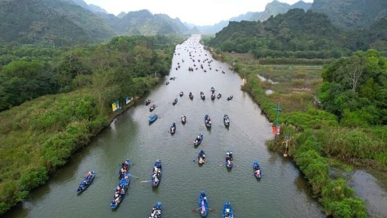 Địa điểm hàng loạt con đò xuất phát đi cứu trợ lũ, là "vùng đất thiêng" đẹp như tranh, hút khách bậc nhất Việt Nam - 4