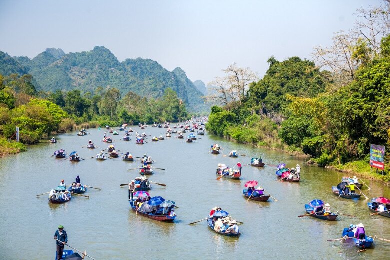 Địa điểm hàng loạt con đò xuất phát đi cứu trợ lũ, là "vùng đất thiêng" đẹp như tranh, hút khách bậc nhất Việt Nam - 6