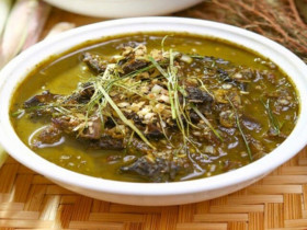 Đặc sản Sơn La khiến nhiều người "nín thở" khi ăn, biết nguyên liệu làm ra mới hết hồn