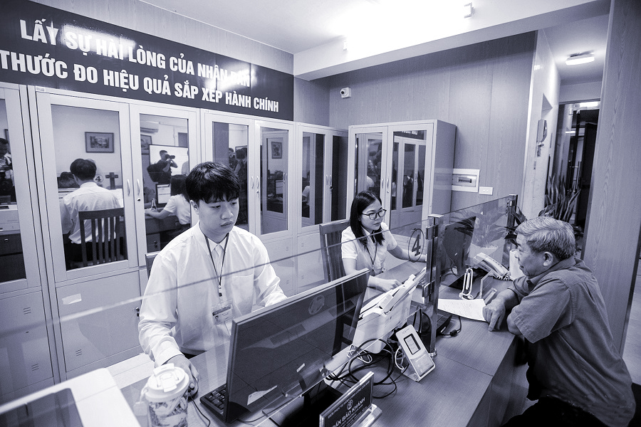 Tận tâm, tận lực phục vụ nhân dân - 2