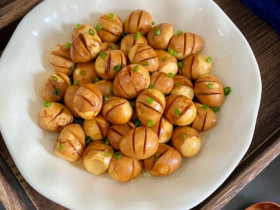 Loại quả bé xíu nhưng ngon và bổ dưỡng, kho một đĩa đầy chỉ hết vài chục nghìn là "đánh bay" cả nồi cơm