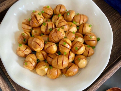 Loại quả bé xíu nhưng ngon và bổ dưỡng, kho một đĩa đầy chỉ hết vài chục nghìn là "đánh bay" cả nồi cơm