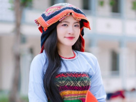 Nữ sinh dân tộc Thái gây “bão” mạng với vẻ đẹp trong trẻo như nàng thơ, là thủ khoa khối C00