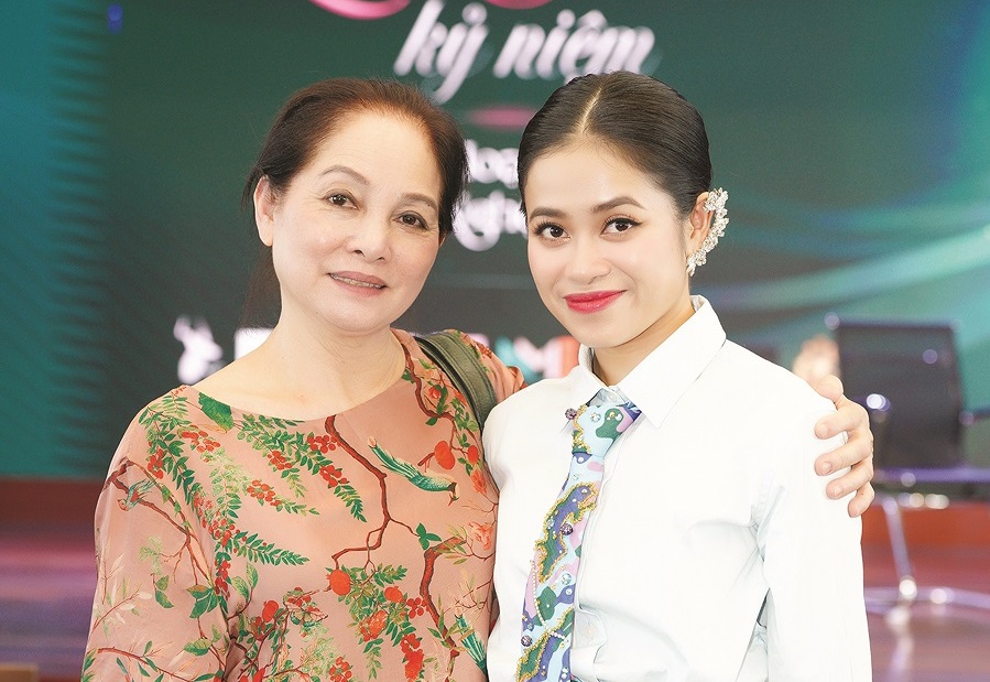 Trọn vẹn đam mê trong màu áo lính - 2