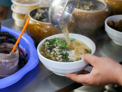 Thăm thú Thủ đô dịp 2/9 thưởng thức món bún "đỉnh cao ẩm thực" Hà Nội: Truy lùng 8 địa chỉ ngon xuất sắc nhất!