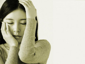Dưới mái nhà ngột ngạt