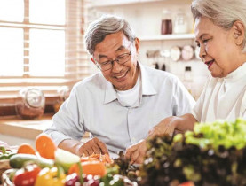 Bữa sáng lành mạnh cho tuổi trung niên